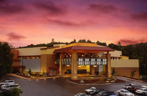 Sonora Hotel | Heritage Inn Yosemite/Sonora