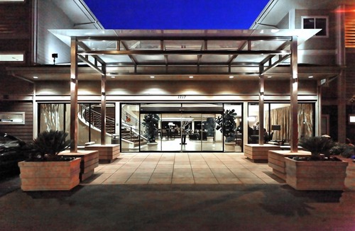 East Peralta Hotel | Best Western Plus Bayside Hotel