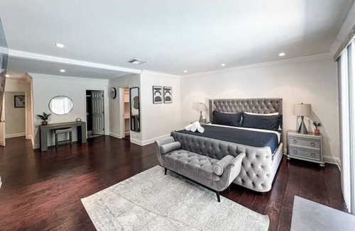 Clarkdale House | Paradise near Encino Lake -EN-CUL