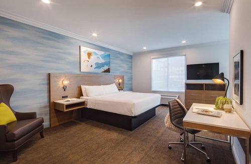 Moreno Valley Hotel | Ayres Hotel & Spa Moreno Valley