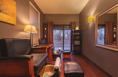 Cascade Hotel | Gaia Hotel & Spa Redding, an Ascend Collection Hotel
