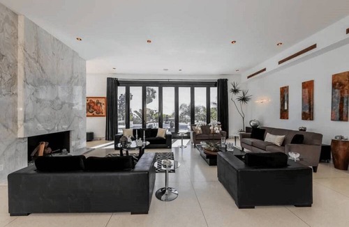 The Flats Villa | Villa Hillside