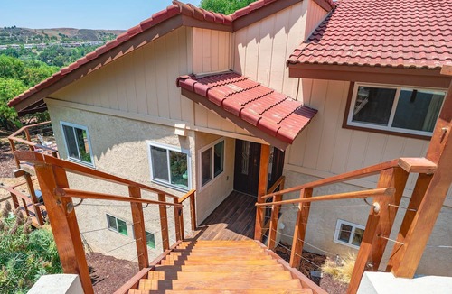 Pomona House | Mountain View Family Retreat w Game Room Scenic Decks