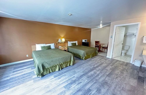 Watsonville Hotel | ROYAL INN