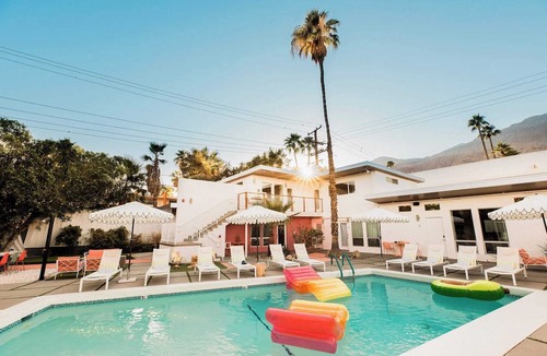 Tahquitz River Estates Cottage | 3 Private Rooms At The Wesley Hotel Perfect for Group Stays