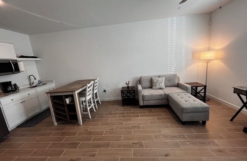 Clovis Apartment | Charming studio in Clovis, CA