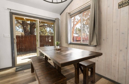 Woodlands Cabin | Serene Dream Cottage