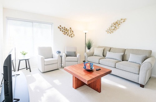 Sunnyvale Villa | Spacious 3 BR 2B House Sunnyvale Park