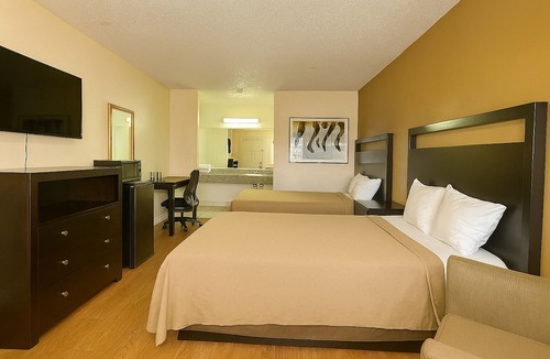 Azusa Hotel | Casa Blanca Hotel - Azusa, Los Angeles