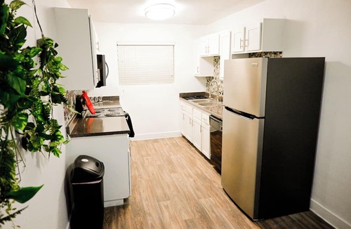 Royal Crest Rancheros Apartment | Escape to Elegance: 2Bedroom Luxury Retreat in Las Vegas, Minutes from the Strip