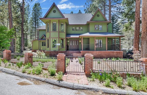 Evergreen Estates Cabin | Apres SKI Haus #2201