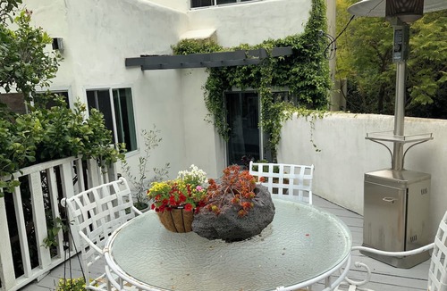 Bel Air House | Bel Air HideawaynA newly renovated old Hollywood style home in heart of Bel Air