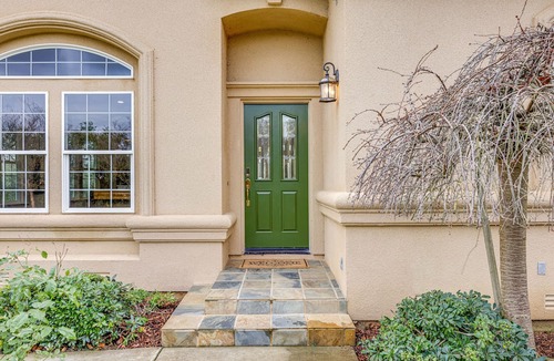 Byron House | Beautiful Home w/Hot Tub on Byron Olive Farm