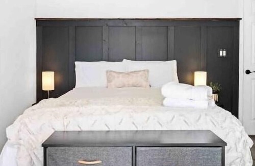 San Luis Obispo House | Cozy Home Minutes to Wineries + Fire Pit & Games