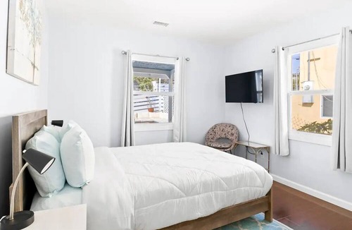 Los Angeles House | Los Angeles Hills Hideawaynn