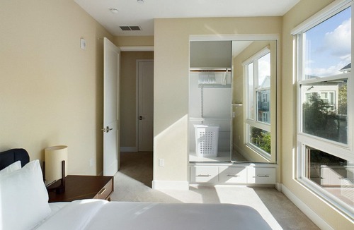 Hillsdale House | Ideal San Mateo 4BR w/ 2-Car Garage, near Mall & Groceries, by Blueground