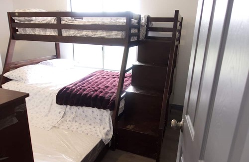 Ceres House | Newly Renovated Peaceful Home in Ceres