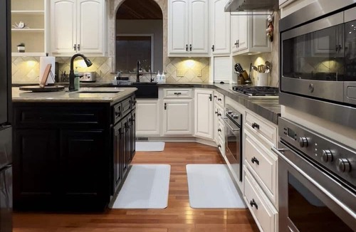 Peters Villa | Lavishness and privacy rolled into one.
