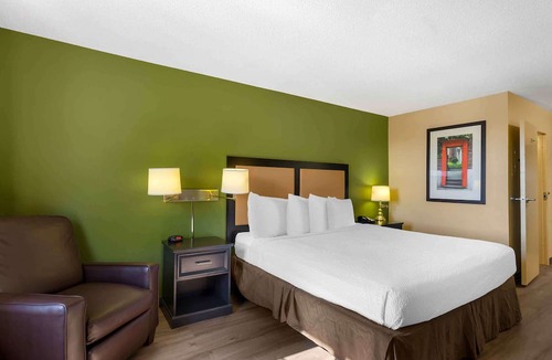 Delthorne Hotel | Extended Stay America Suites Los Angeles Torrance Blvd