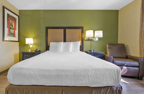 Stockton Hotel | Extended Stay America Suites Stockton March Lane