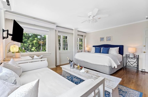 Santa Monica Canyon Bed & Breakfast | Channel Road Inn, A Four Sisters Inn