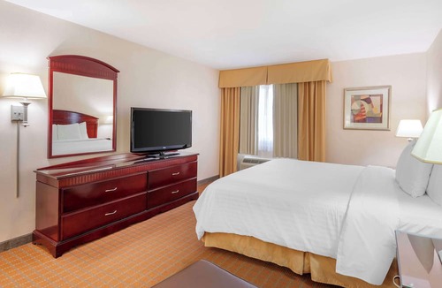 West Covina Hotel | Best Western Plus West Covina Inn