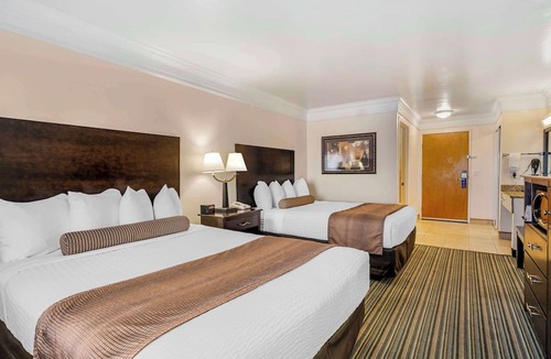 Wheeler Ridge Hotel | Best Western Liberty Inn