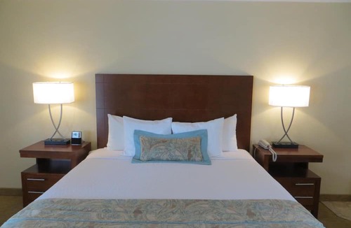 Northeast Carmel Hotel | Carmel Bay View Inn