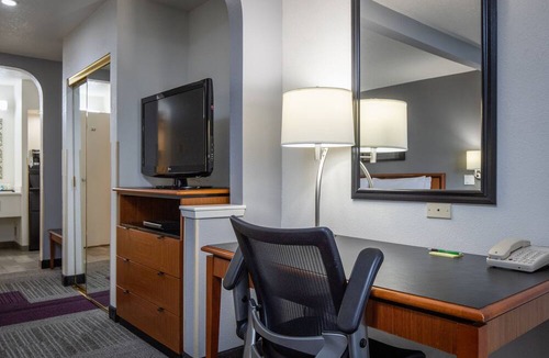 Redwood City Hotel | Atherton Park Inn & Suites