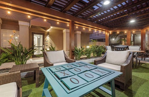 Torrance Hotel | Better Choice for your Vacation! 3 Comfortable Units with Free Breakfast