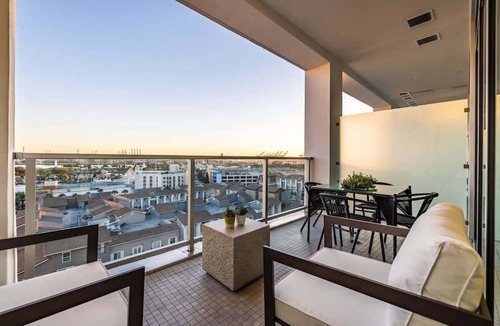 Waterfront Condo | @ Marbella Lane - Aesthetic 2BR w/Ocean views