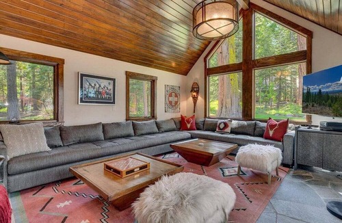 Timberland Hotel | Finch Haven in Homewood