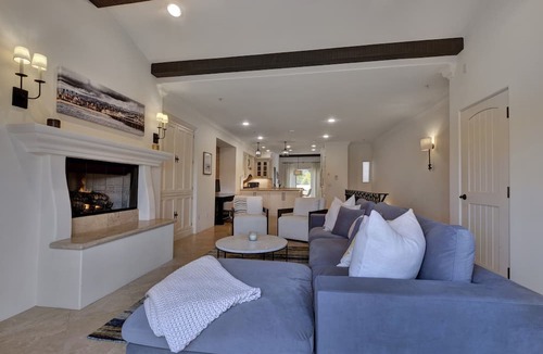 West Beach Condo | Luxury Condo Close to the Beach & Downtown Santa Barbara!