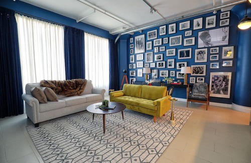 Historic Core Condo | Downtown LA Loft w/Rock & Roll Vibe, Rooftop Pool + Free Parking