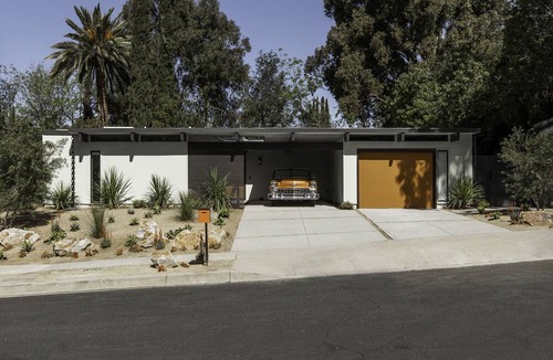 Thousand Oaks House | Eichler Orange - Mid Century Modern