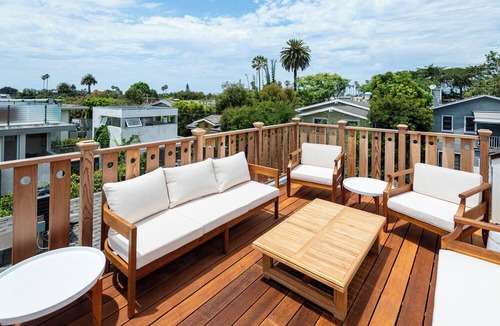Venice House | Walk to Venice Beach from Luxury Home
