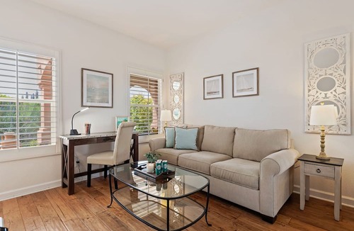 Santa Barbara Condo | Bright and Charming Condo with Beautiful Terrace