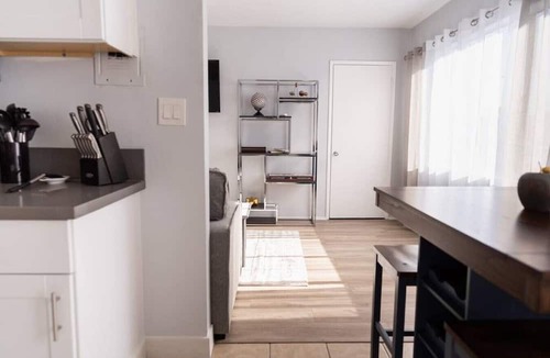NoHo Arts District Apartment | SLEEK 1BR FULLY RENOVATED 2023 in NOHO ARTS DISTRICT p45