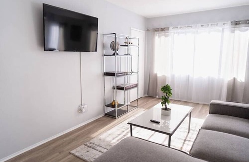 NoHo Arts District Apartment | SLEEK 1BR FULLY RENOVATED 2023 in NOHO ARTS DISTRICT p45