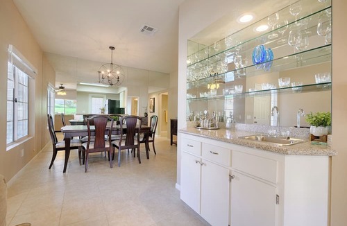 Palm Desert Condo | Lovely Palm Desert Charmer