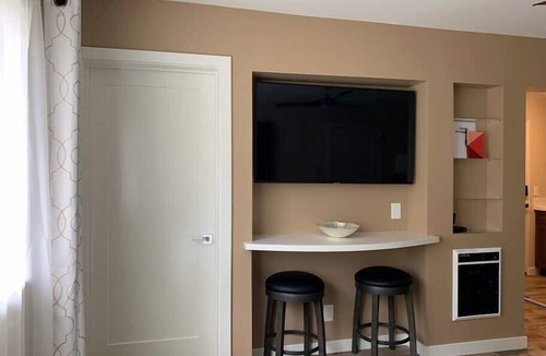 Carpinteria Apartment | Apt 17: Beautiful studio steps to the sand