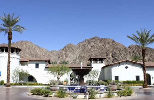 La Quinta Condo | Mountain Views! Unobstructed Desert/Mountain Views, large yard, Pet Friendly! - Ground Floor (L71)