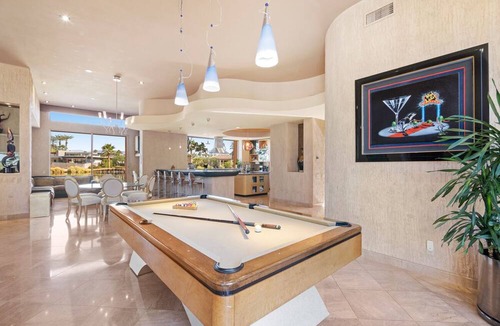 La Quinta House | SWIM UP POOL BAR/SPA, POOL TABLE,6 EN SUITES, PING PONG, PUTTING GREEN 227370