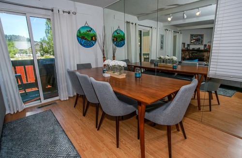 Boulder Bay Condo | Bayview - Lakefront Complex, Walk to Lake, Heated Pool