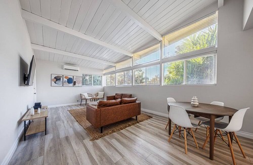 Beverly Hills Apartment | Spacious 2-Bedroom Apt in Beverly Hills Residential Area