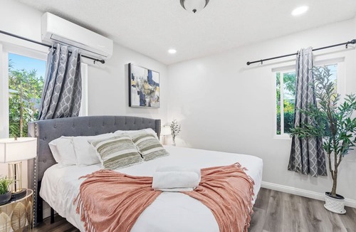 Alhambra Apartment | Prime Location: Remodeled 2-Bed/1-Bath with Private Entrance！19