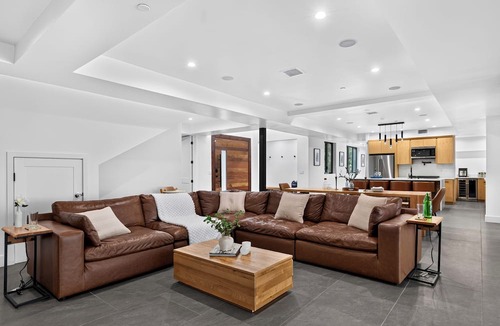 Summit Estates House | Evergreen Retreat | Outdoor Dining + Lounge + Views | Near Skiing & The Village