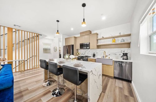 Rampart Village House | 4BR/4BA Home in Los Angeles With Parking Sleeps 12