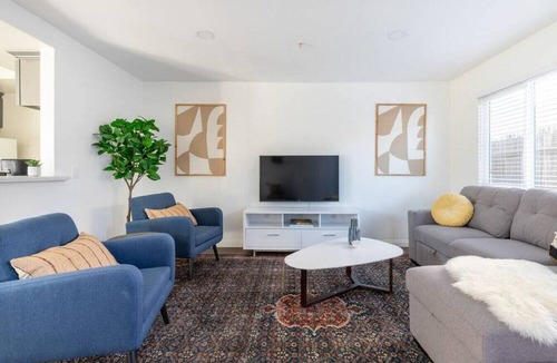 Alhambra Condo | 4 Br 2.5Ba Alhambra Condo near downtown LA