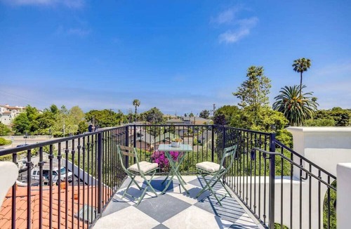 Santa Barbara Apartment | Casa De La Vina Studio 8
